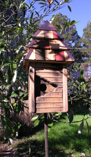 Heartwood 170A Vintage Gatehouse Bird House